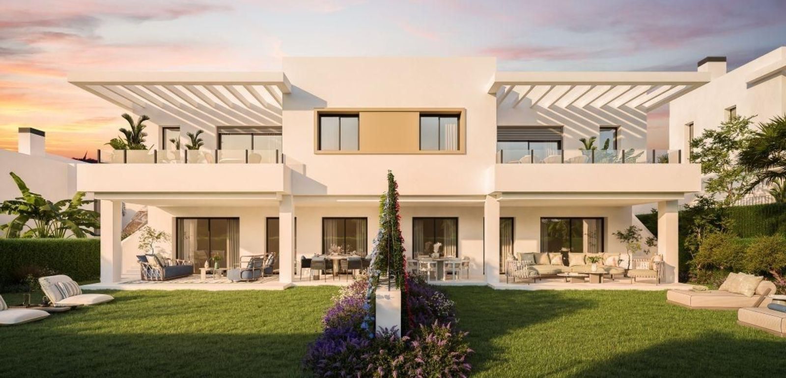 3 Bed Semi-Detached House in Estepona w Estepona, Dom w zabudowie bliźniaczej